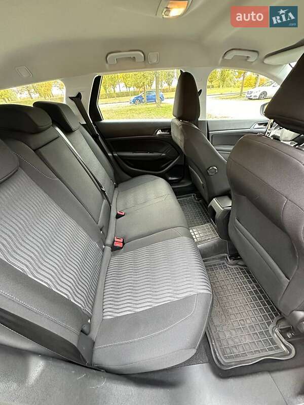 Универсал Peugeot 308 2015 в Долинской фото 12 Универсал Peugeot 308 2015 в Долинской