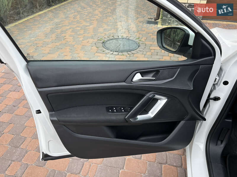 Универсал Peugeot 308 2014 в Житомире фото 26 Универсал Peugeot 308 2014 в Житомире