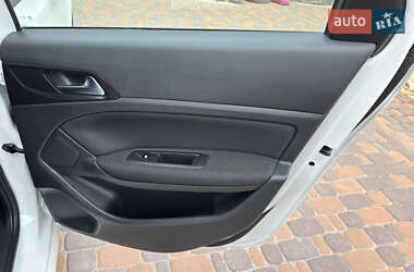 Універсал Peugeot 308 2014 в 