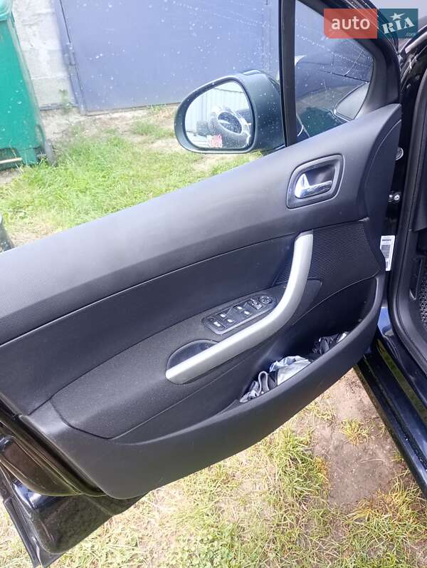 Универсал Peugeot 308 2011 в Новояворовске фото 10 Универсал Peugeot 308 2011 в Новояворовске