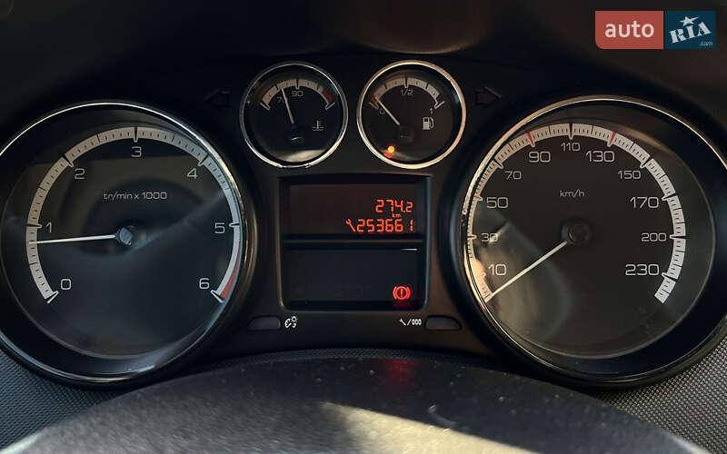 Универсал Peugeot 308 2009 в Стрые