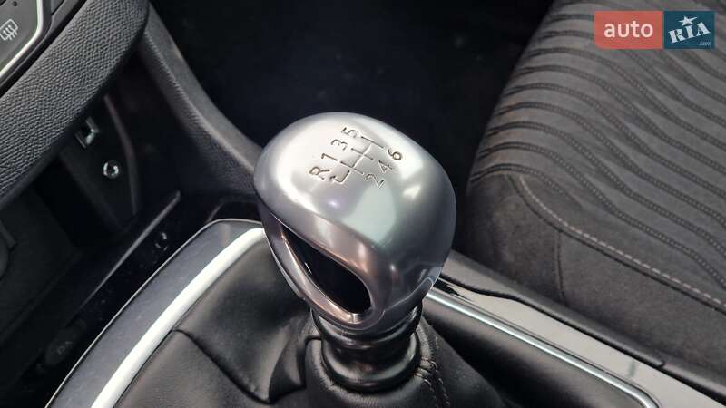 Универсал Peugeot 308 2014 в Ровно фото 16 Универсал Peugeot 308 2014 в Ровно