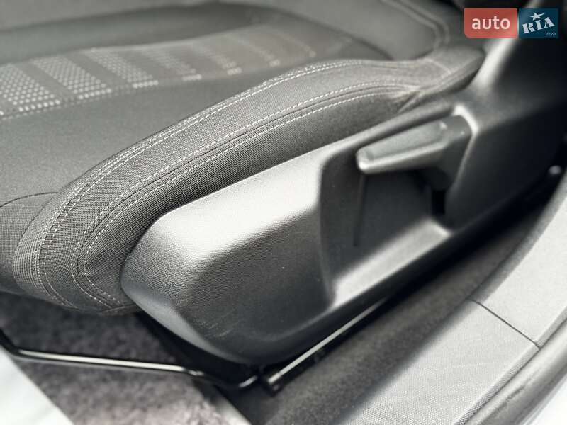 Универсал Peugeot 308 2016 в Стрые фото 82 Универсал Peugeot 308 2016 в Стрые