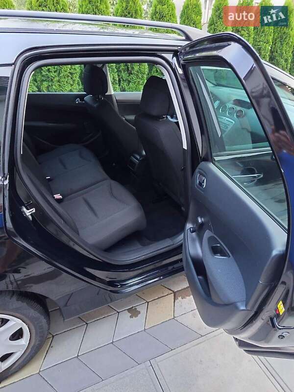 Универсал Peugeot 308 2008 в Буске