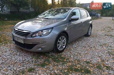 Хэтчбек Peugeot 308 2016 в Кременце