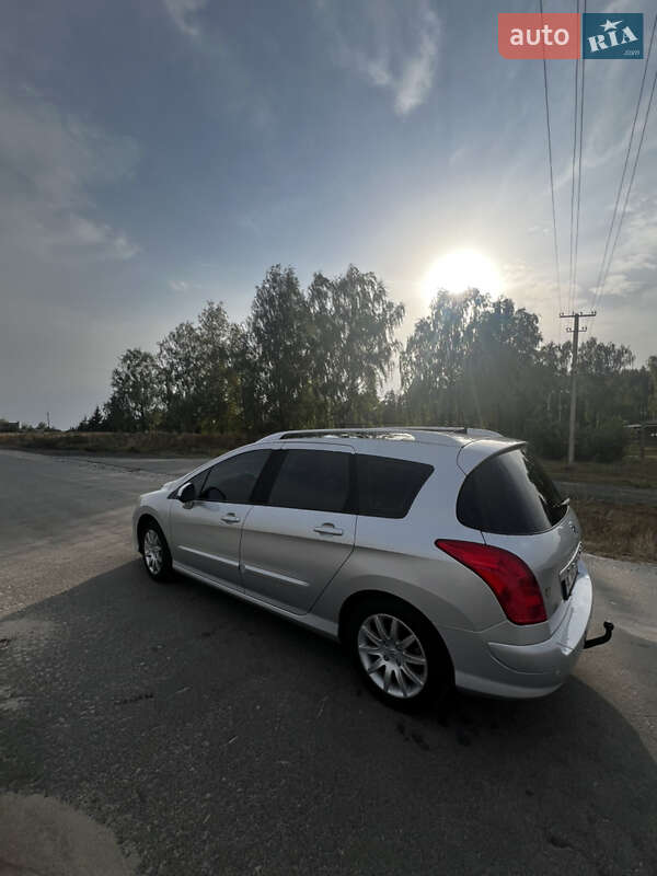 Универсал Peugeot 308 2008 в Владимирце