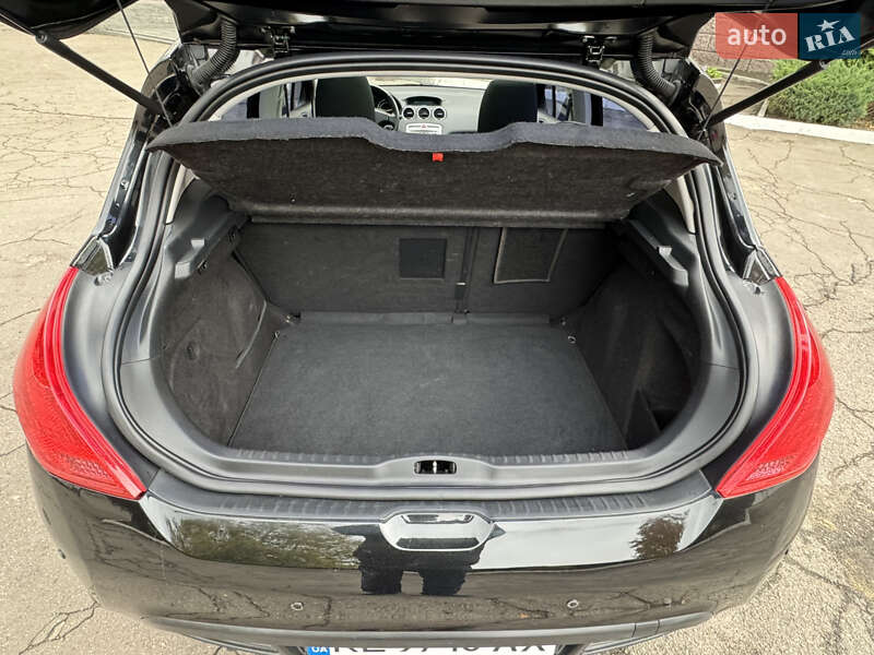 Хетчбек Peugeot 308 2012 в Кам'янському