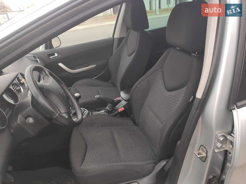 Универсал Peugeot 308 2010 в Белгороде-Днестровском фото 10 Универсал Peugeot 308 2010 в Белгороде-Днестровском