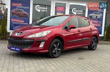 Хэтчбек Peugeot 308 2008 в Львове