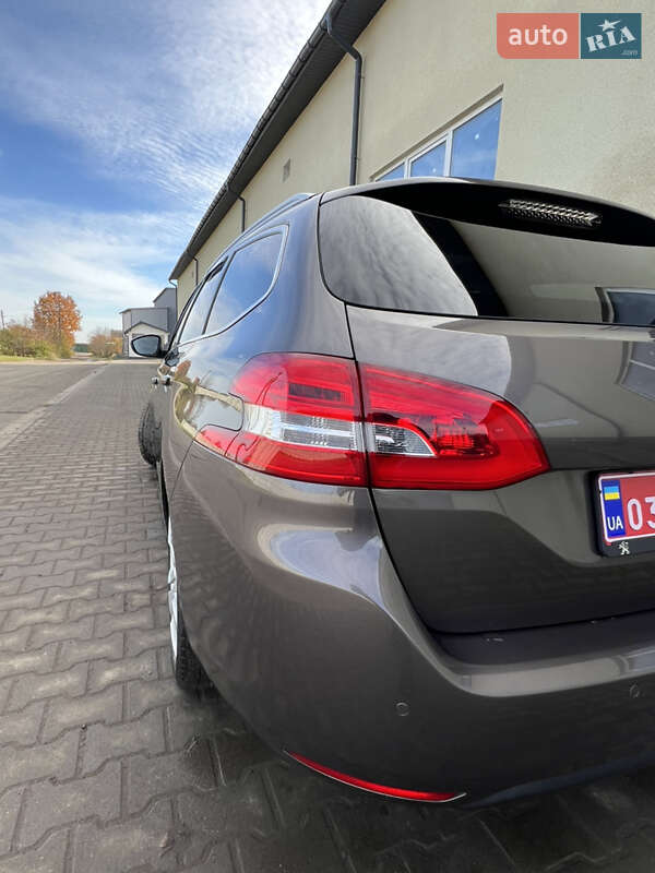 Универсал Peugeot 308 2014 в Каменке-Бугской фото 12 Универсал Peugeot 308 2014 в Каменке-Бугской