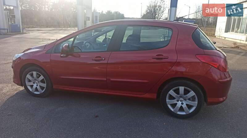Хэтчбек Peugeot 308 2008 в Житомире
