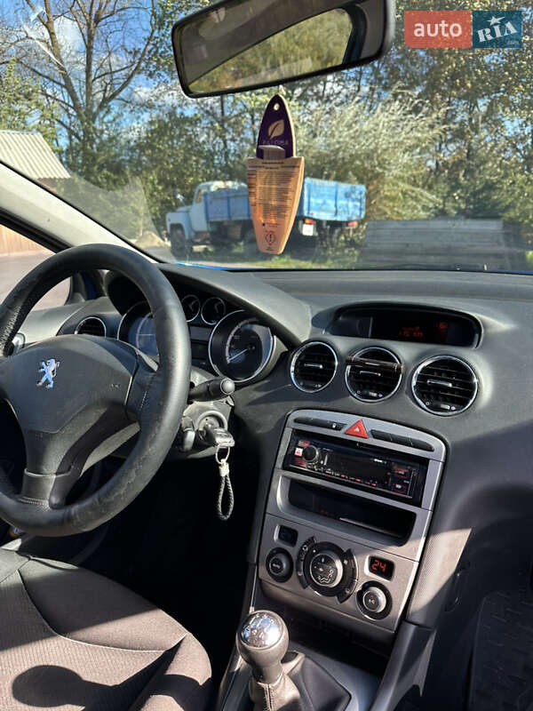 Хетчбек Peugeot 308 2010 в Тлумачі