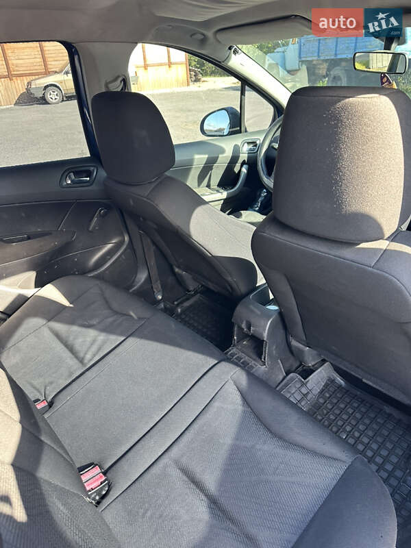 Хетчбек Peugeot 308 2010 в Тлумачі