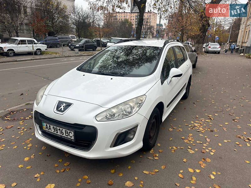 Peugeot 308 2011