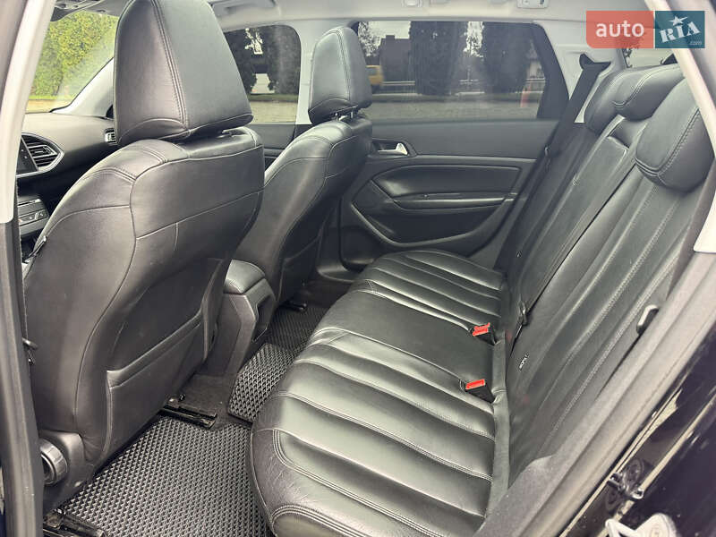 Универсал Peugeot 308 2015 в Дубно фото 16 Универсал Peugeot 308 2015 в Дубно