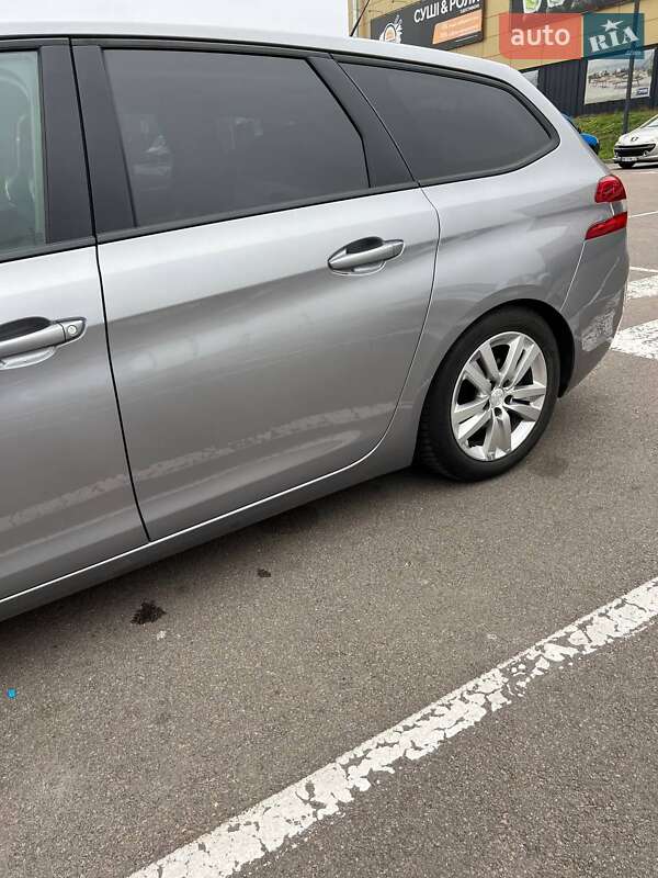 Універсал Peugeot 308 2018 в Звенигородці