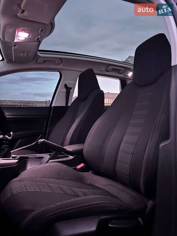 Универсал Peugeot 308 2015 в Днепре