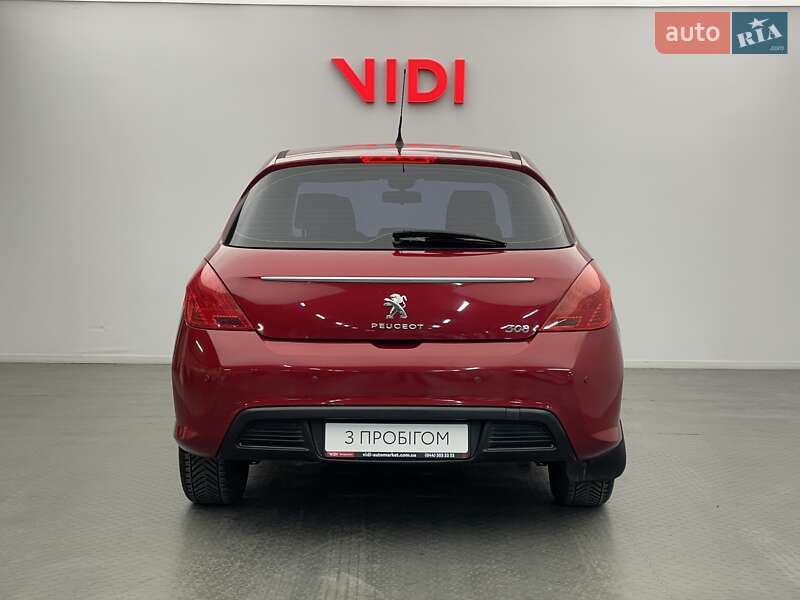 Хэтчбек Peugeot 308 2011 в Киеве
