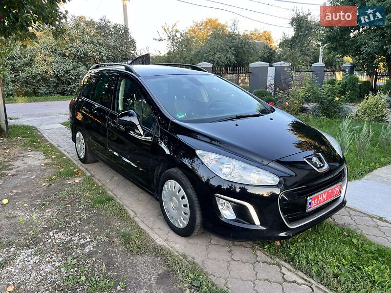 Универсал Peugeot 308 2013 в Луцке