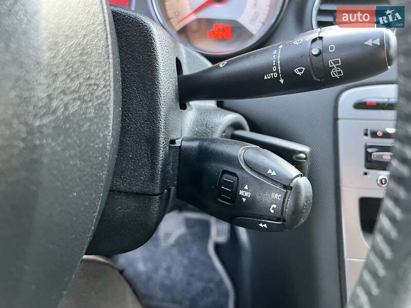 Универсал Peugeot 308 2013 в Луцке