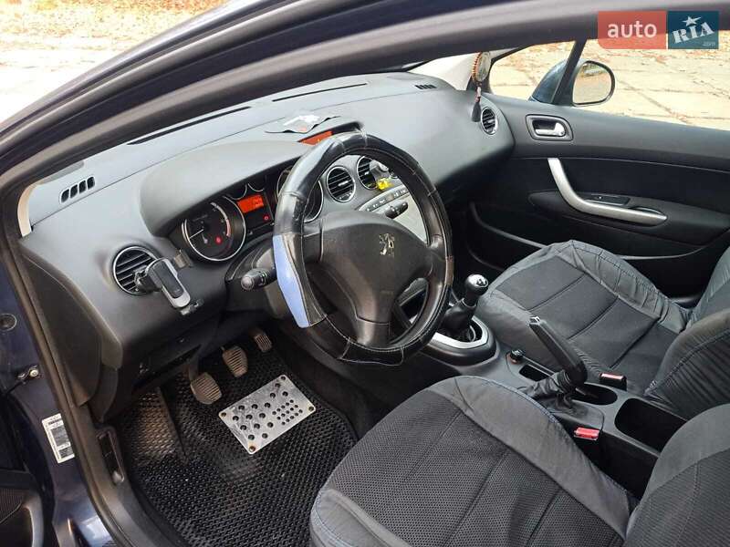 Хэтчбек Peugeot 308 2008 в Ирпене фото 11 Хэтчбек Peugeot 308 2008 в Ирпене