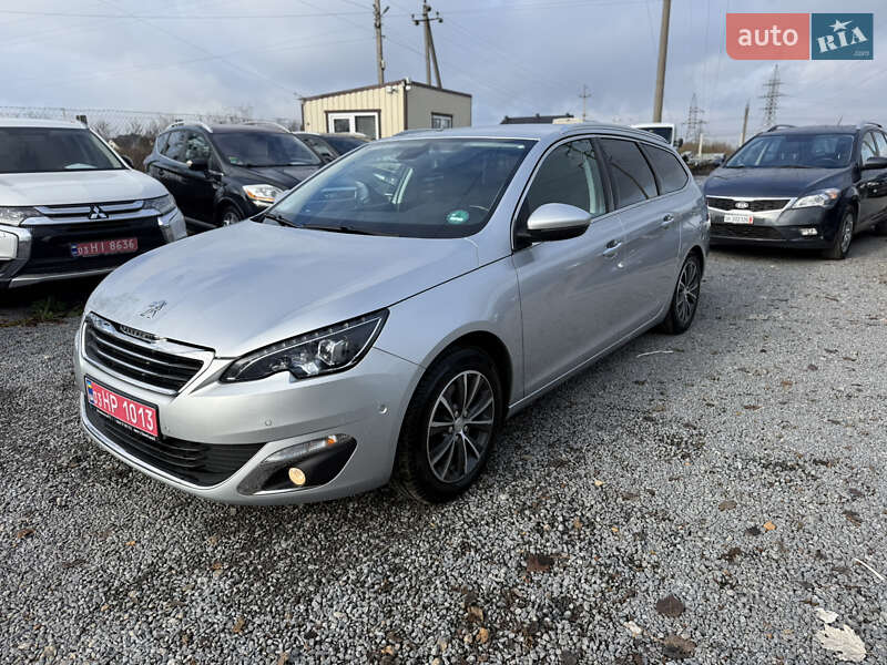 Універсал Peugeot 308 2015 в Рівному