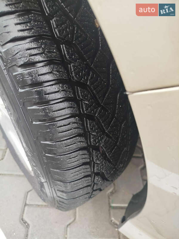 Универсал Peugeot 308 2008 в Старом Самборе фото 16 Универсал Peugeot 308 2008 в Старом Самборе