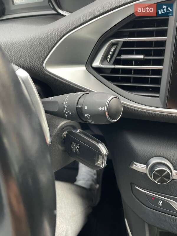 Универсал Peugeot 308 2020 в Коломые фото 20 Универсал Peugeot 308 2020 в Коломые