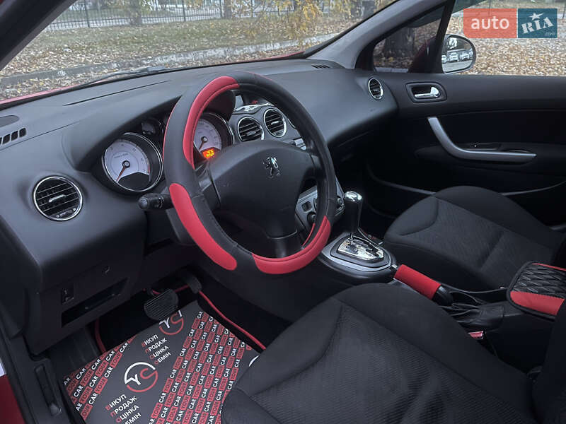 Хэтчбек Peugeot 308 2008 в Киеве фото 17 Хэтчбек Peugeot 308 2008 в Киеве