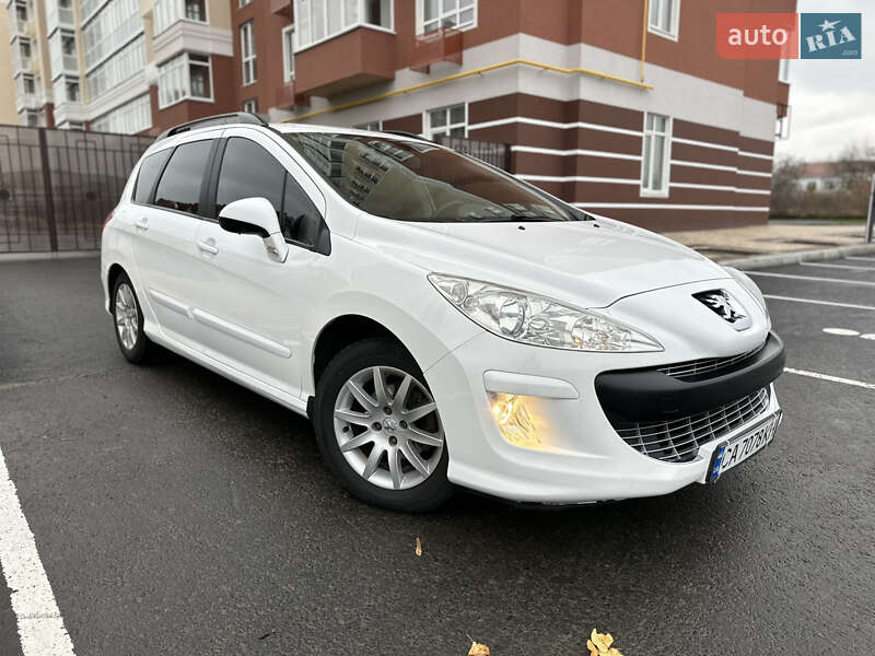 Peugeot 308 2011