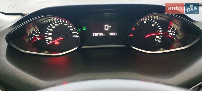 Универсал Peugeot 308 2015 в Боярке