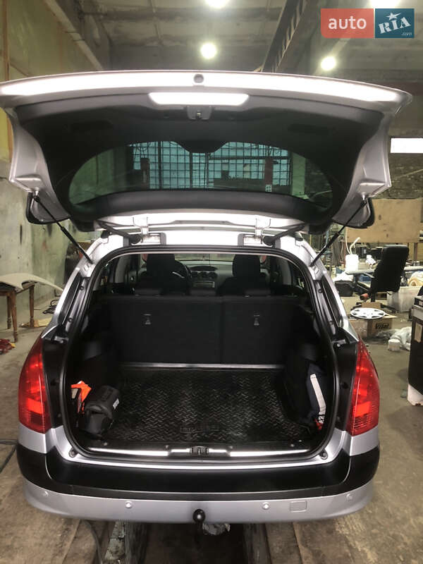 Универсал Peugeot 308 2008 в Николаеве фото 21 Универсал Peugeot 308 2008 в Николаеве