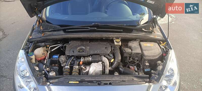 Универсал Peugeot 308 2011 в Львове