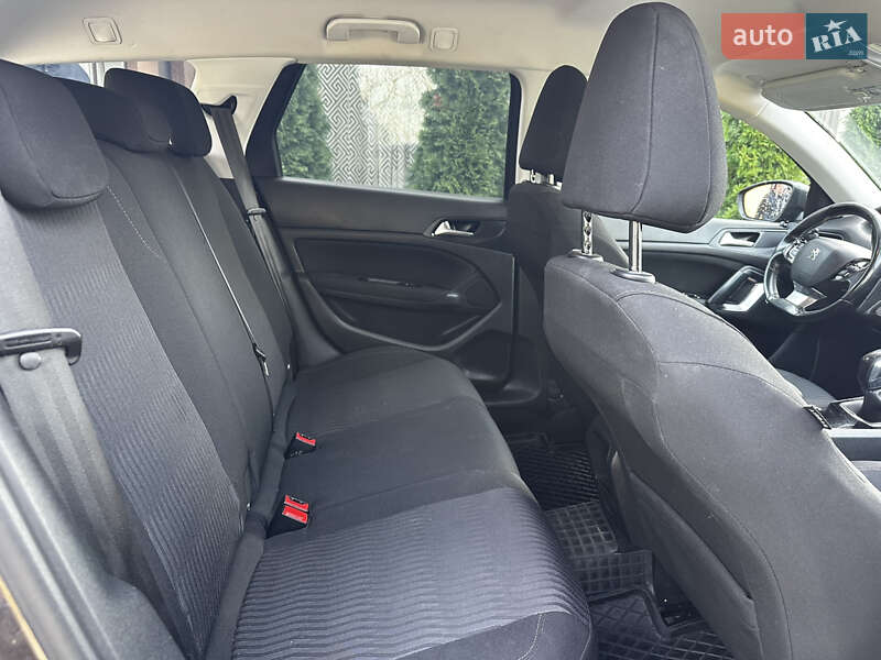 Универсал Peugeot 308 2016 в Ивано-Франковске фото 15 Универсал Peugeot 308 2016 в Ивано-Франковске