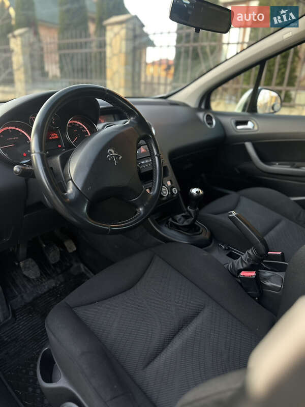 Хэтчбек Peugeot 308 2011 в Коломые