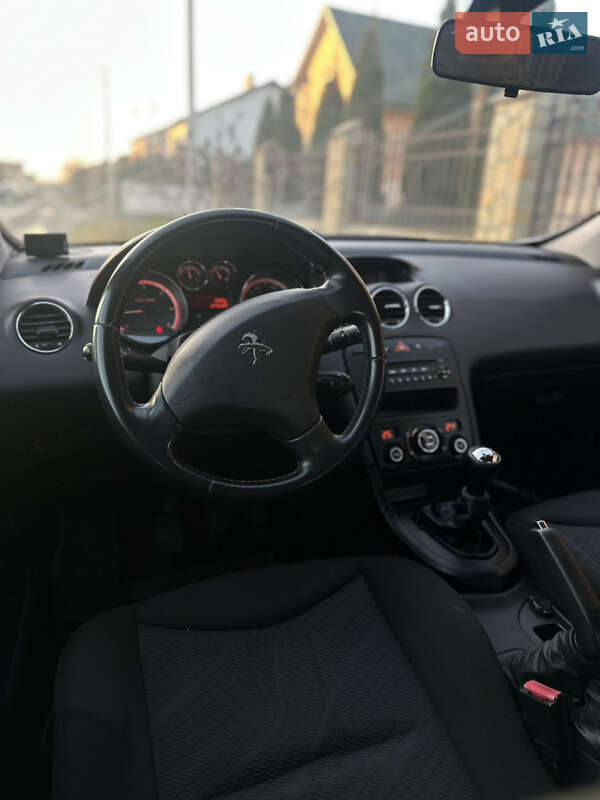 Хэтчбек Peugeot 308 2011 в Коломые