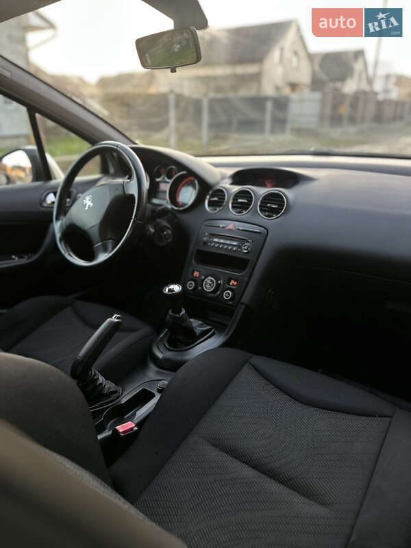 Хэтчбек Peugeot 308 2011 в Коломые