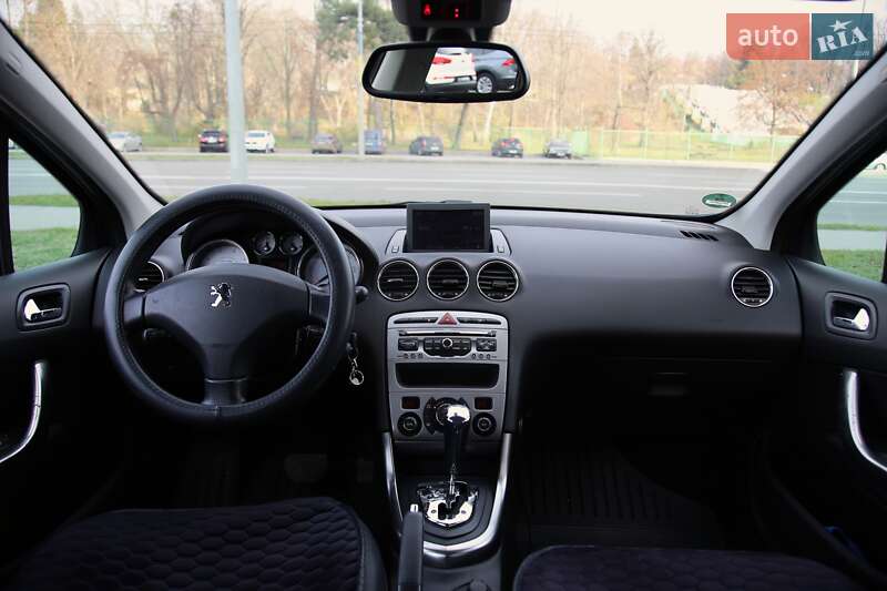 Универсал Peugeot 308 2010 в Харькове