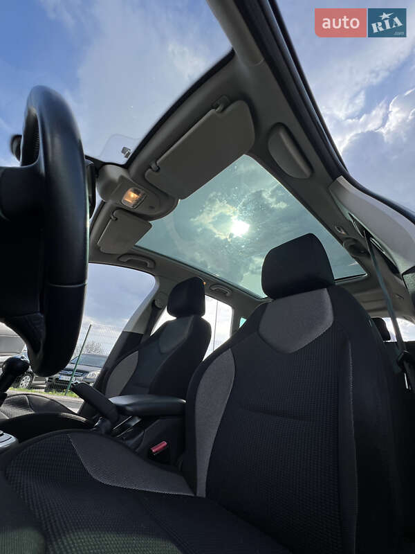 Универсал Peugeot 308 2012 в Львове фото 8 Универсал Peugeot 308 2012 в Львове