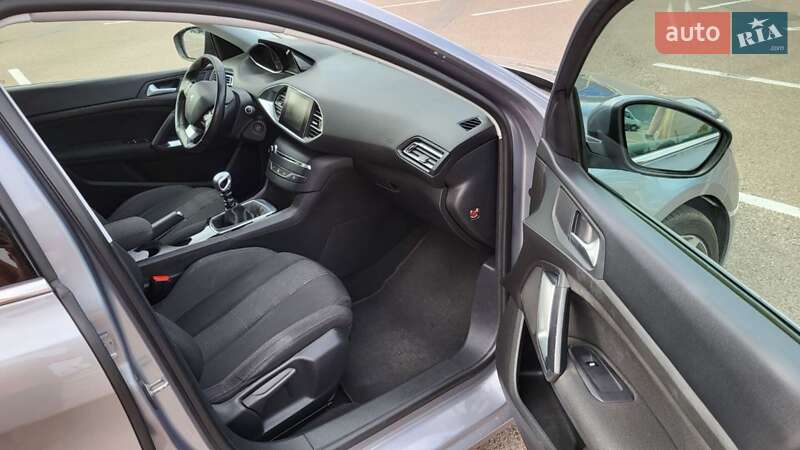 Универсал Peugeot 308 2015 в Житомире фото 3 Универсал Peugeot 308 2015 в Житомире