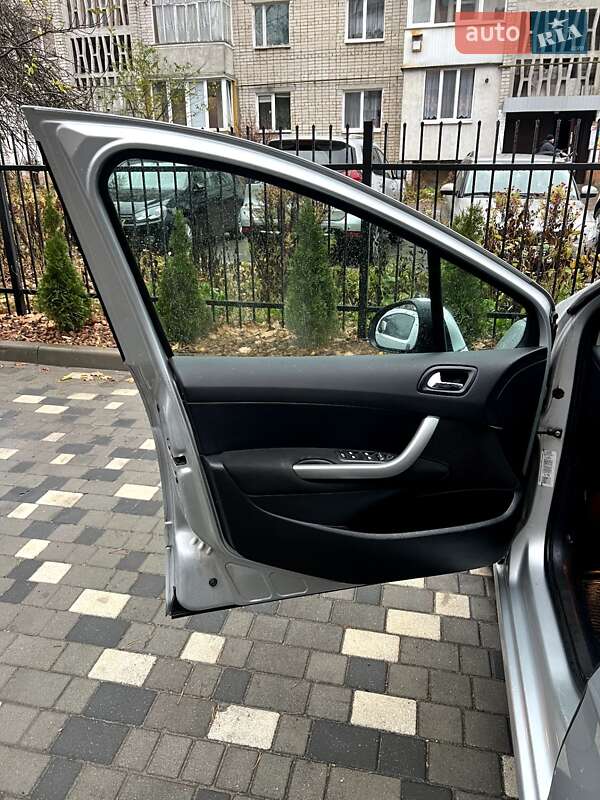 Універсал Peugeot 308 2008 в Славуті