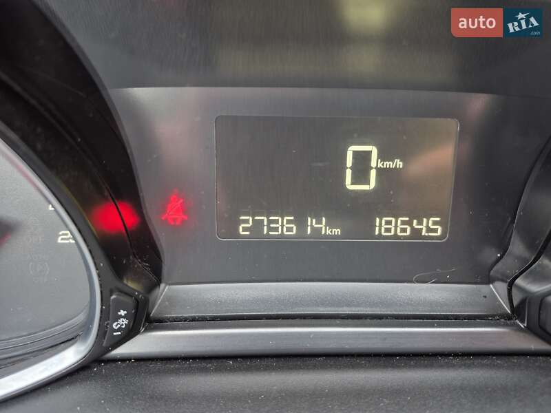 Универсал Peugeot 308 2015 в Киеве