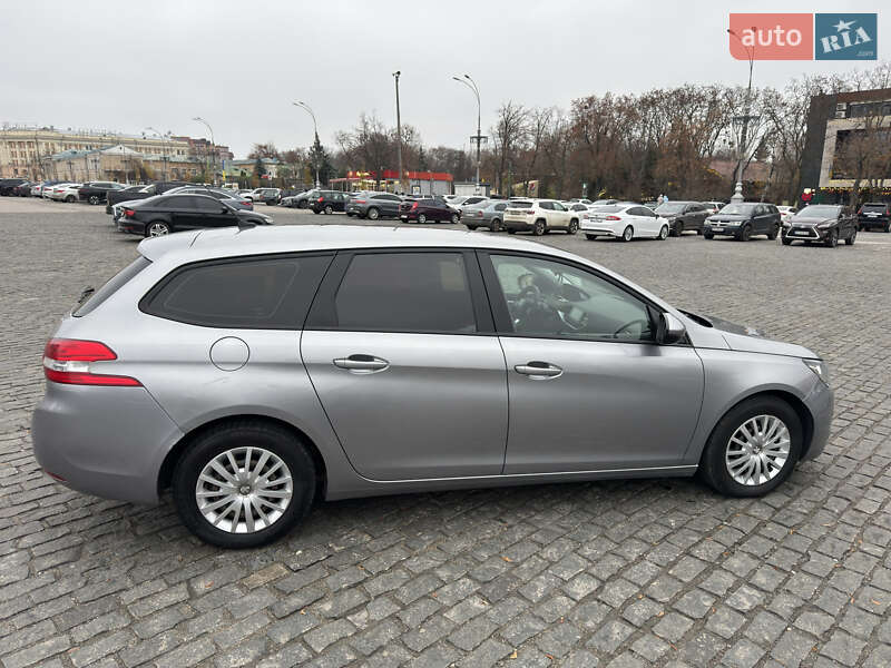 Универсал Peugeot 308 2015 в Харькове