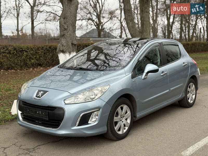 Peugeot 308 2012