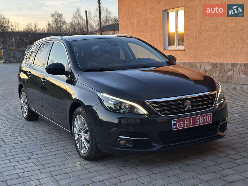 Универсал Peugeot 308 2018 в Бродах