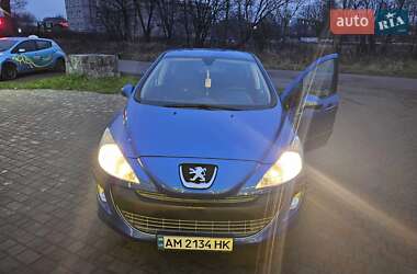 Хетчбек Peugeot 308 2010 в Бердичеві