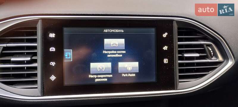 Универсал Peugeot 308 2015 в Волочиске