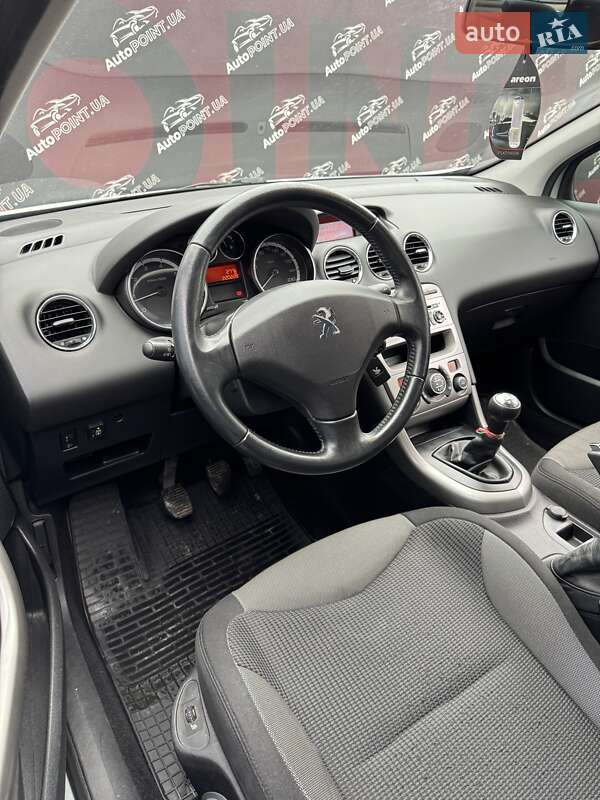 Хэтчбек Peugeot 308 2011 в Сумах