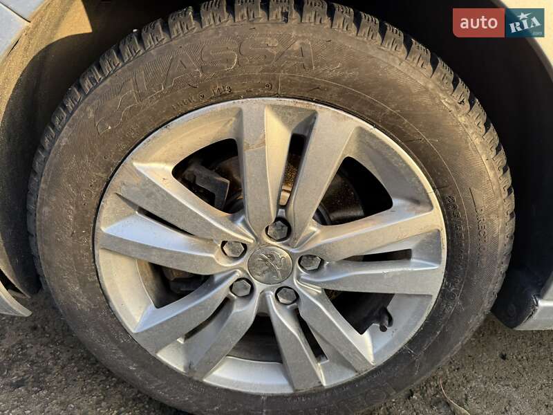 Универсал Peugeot 308 2016 в Каменском
