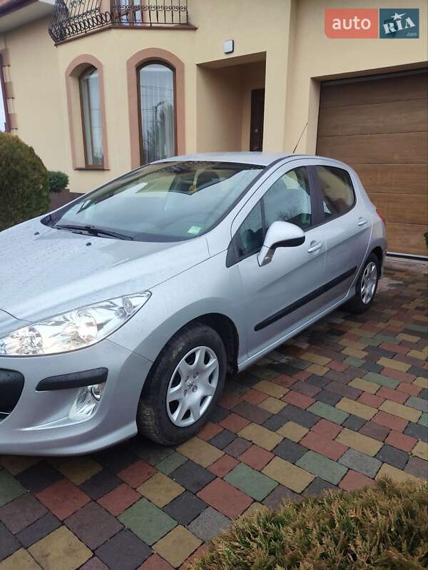 Хэтчбек Peugeot 308 2008 в Луцке фото 4 Хэтчбек Peugeot 308 2008 в Луцке